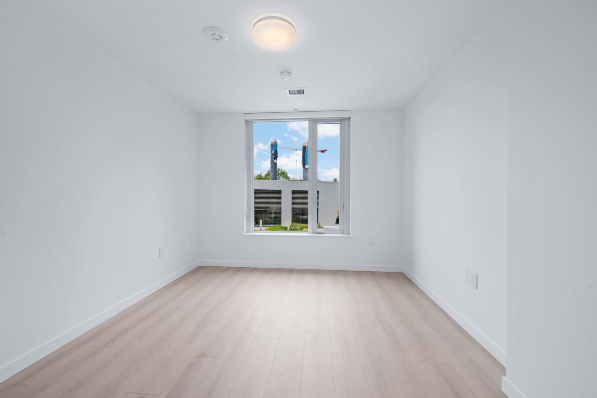 Hot Tub / Spa Photo of 104 10333 133 Street, Surrey, BC