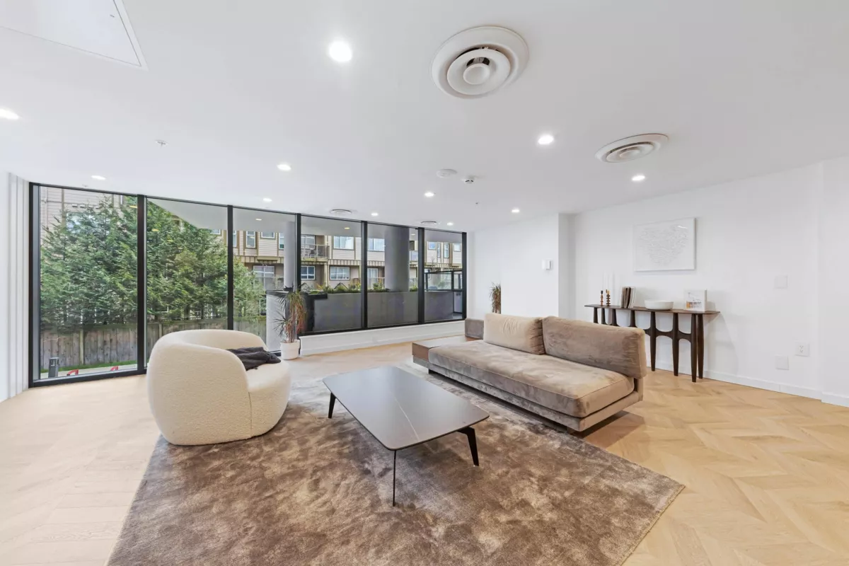 Mudroom Photo of 104 10333 133 Street, Surrey, BC