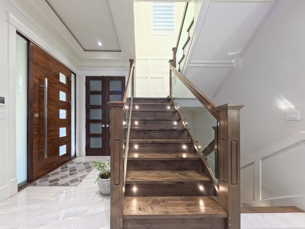 Guest Bathroom Photo of 1275 E 62nd Avenue, Vancouver, BC