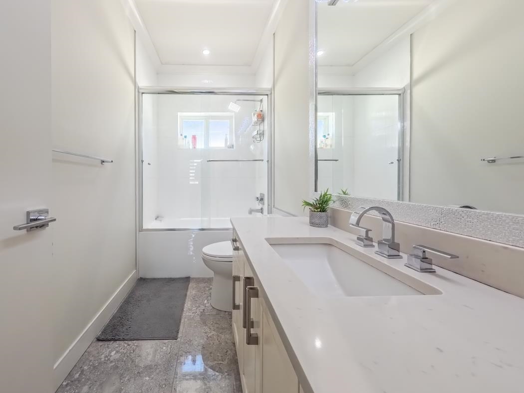 Outdoor Patio Photo of 1275 E 62nd Avenue, Vancouver, BC