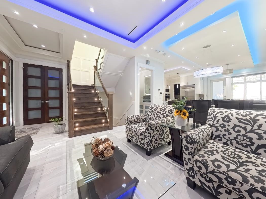 Powder Room Photo of 1275 E 62nd Avenue, Vancouver, BC