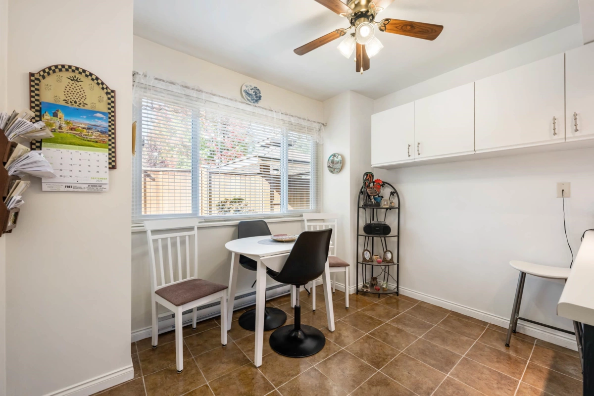 Bedroom 4 Photo of 1 14820 100 Avenue, Surrey, BC