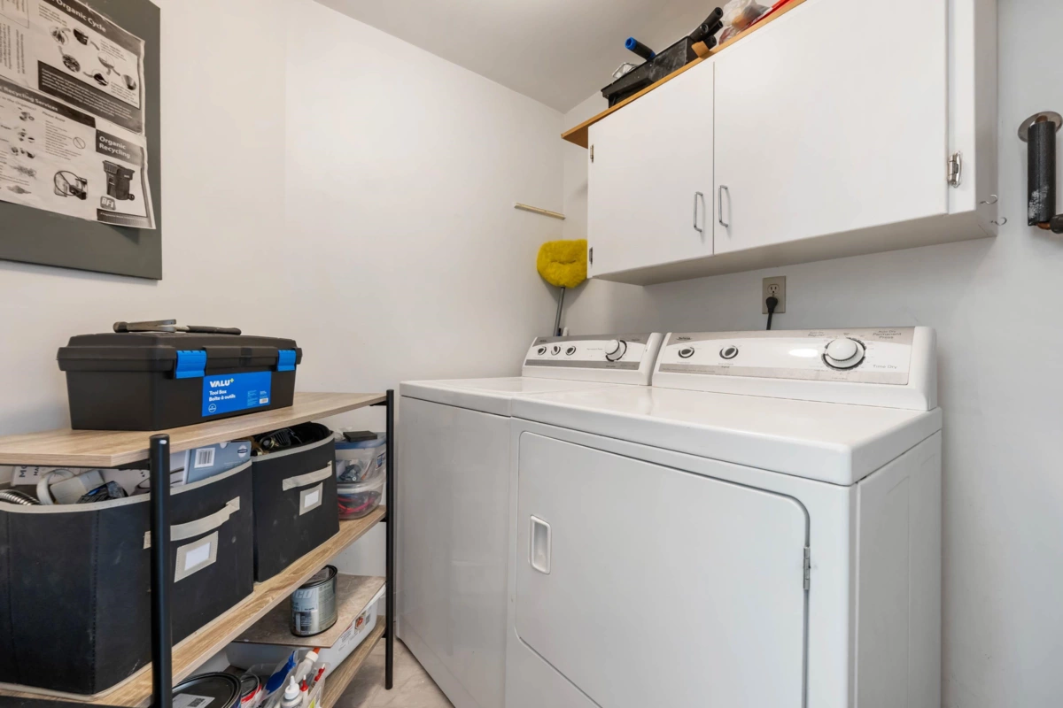 Staircase Photo of 1 14820 100 Avenue, Surrey, BC