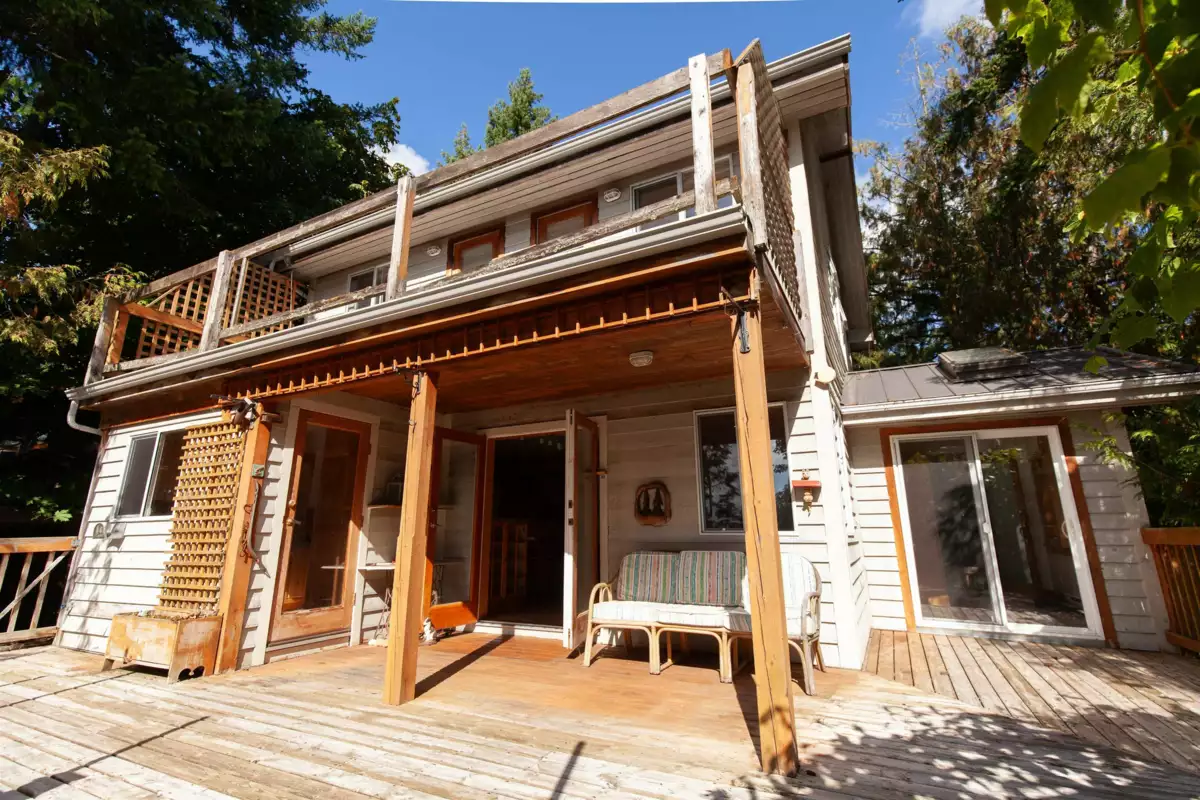 Aerial View of 567 Dinner Bay Road, Mayne Island, BC