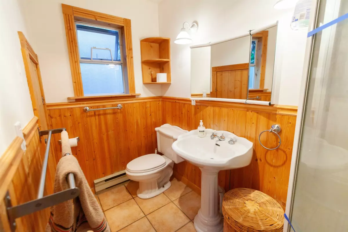 Laundry Room Photo of 567 Dinner Bay Road, Mayne Island, BC