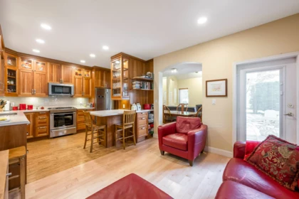 Office / Den Photo of 8 15055 20th Avenue, Surrey, BC