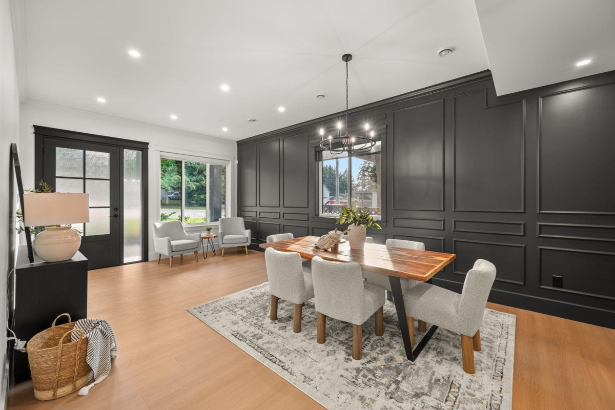 Living Room Photo of 23747 Old Yale Road, Langley, BC