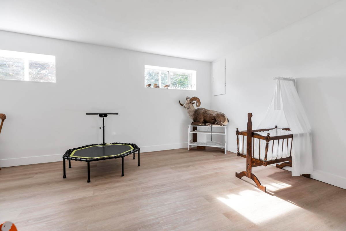 Backyard Photo of 45741 Berkeley Avenue, Chilliwack, BC