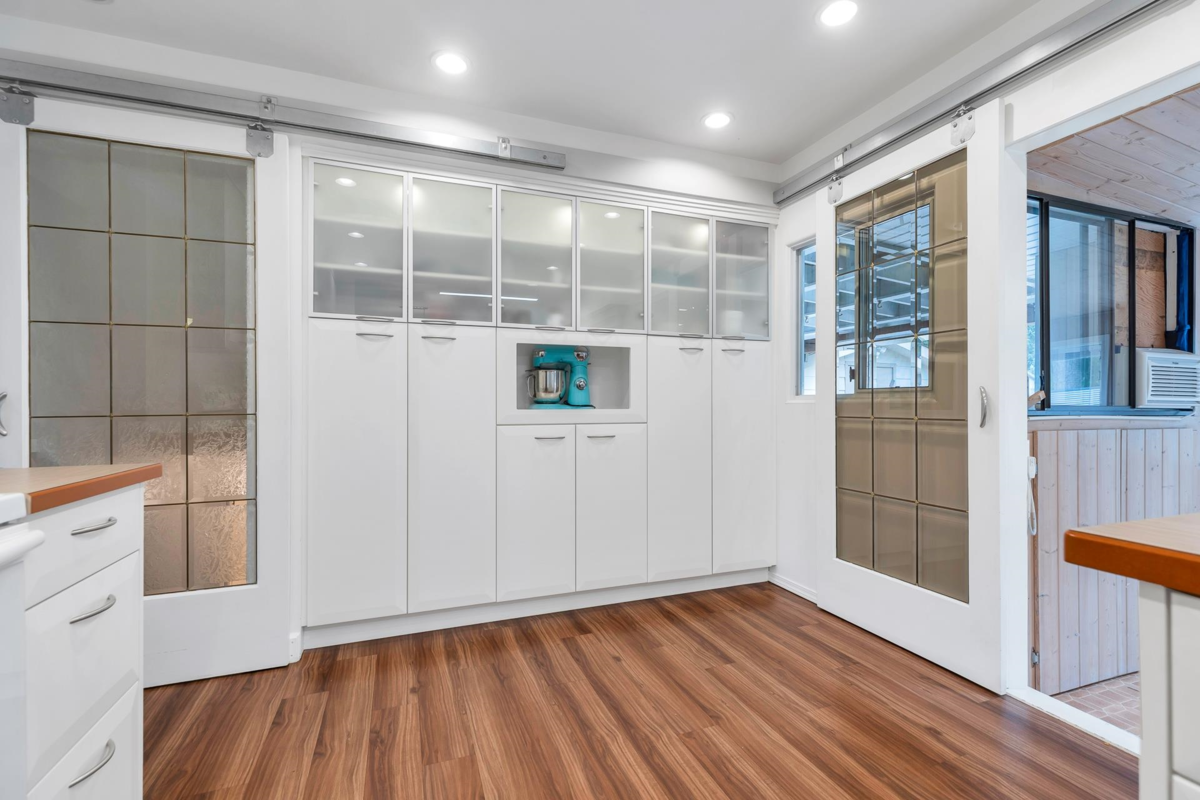 Guest Bathroom Photo of 45741 Berkeley Avenue, Chilliwack, BC