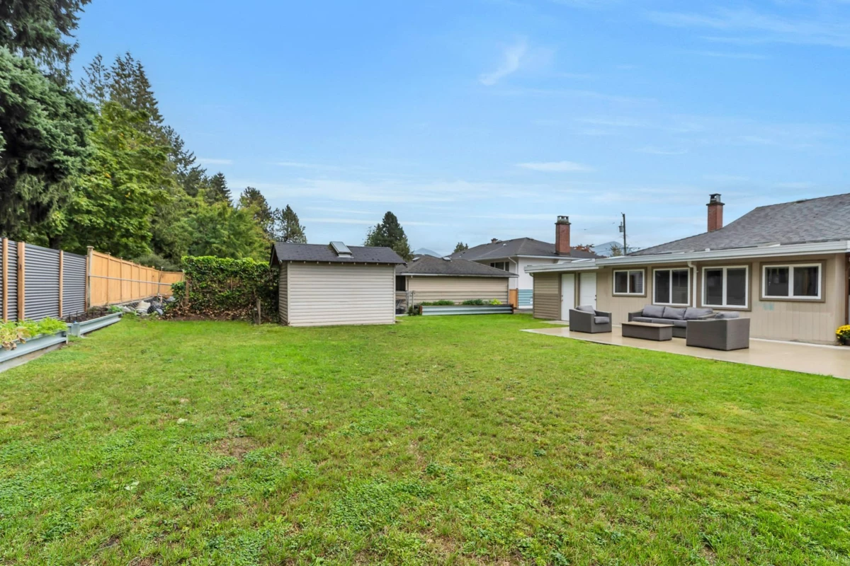 Hot Tub / Spa Photo of 45741 Berkeley Avenue, Chilliwack, BC