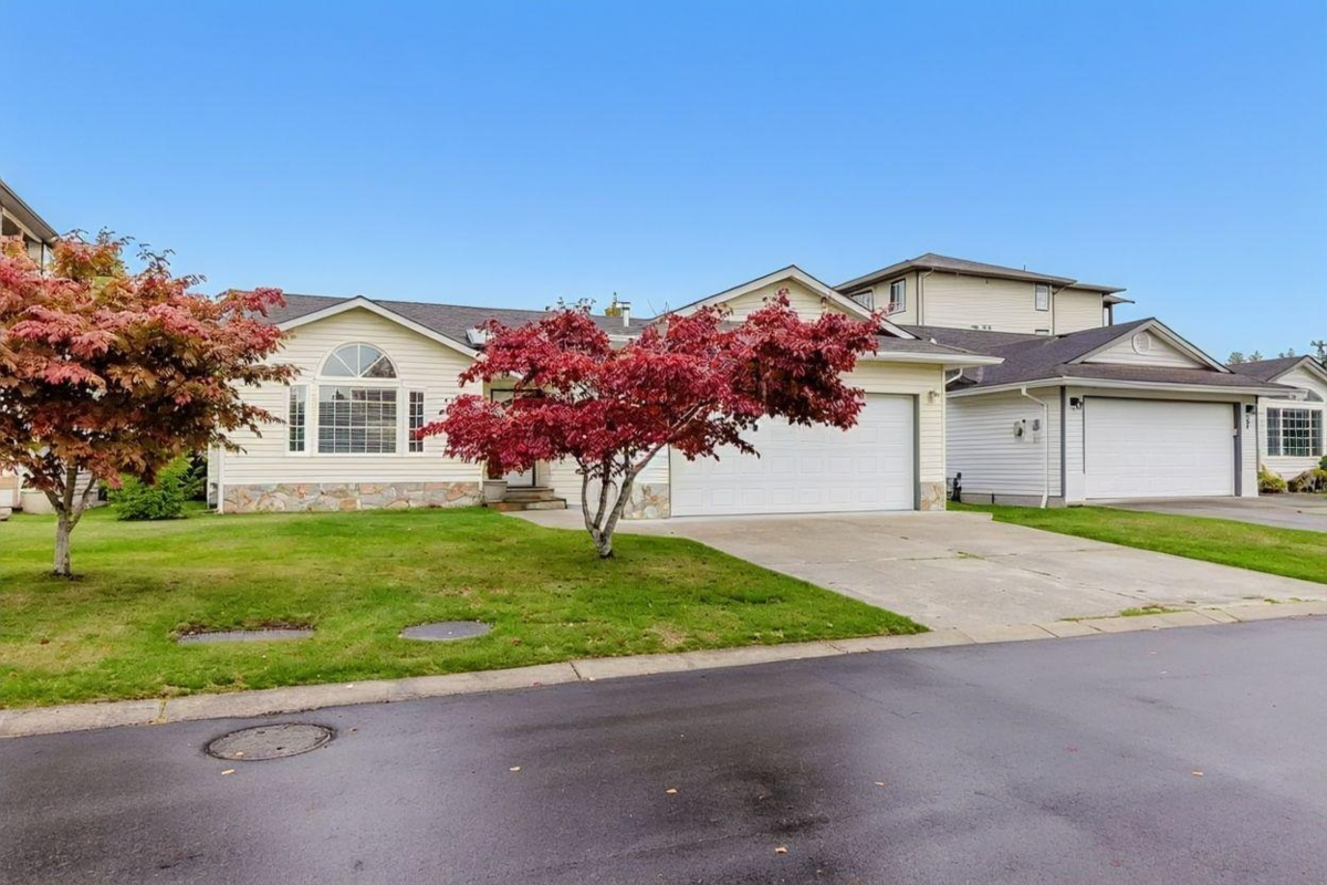 Exterior Front Photo of 26 535 Shaw Road, Gibsons, BC