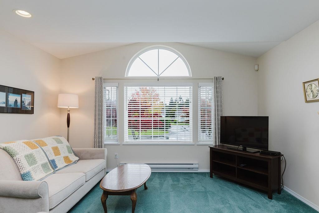 Family Room Photo of 26 535 Shaw Road, Gibsons, BC