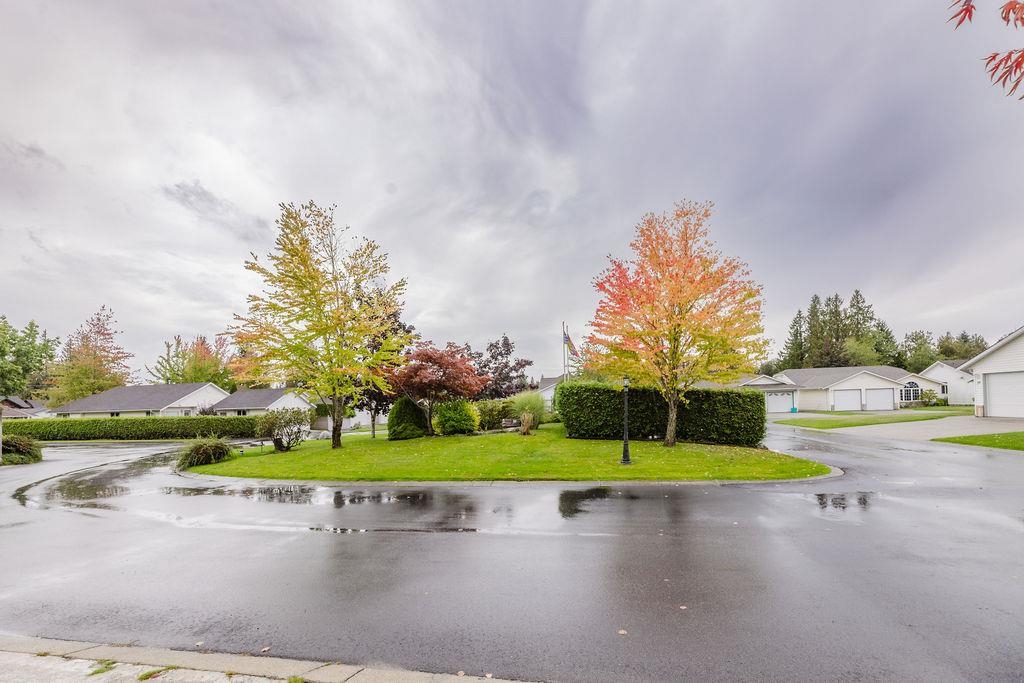 Outdoor Deck Photo of 26 535 Shaw Road, Gibsons, BC