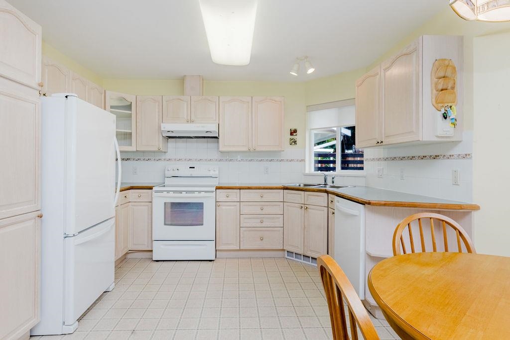 Primary Bedroom Photo of 26 535 Shaw Road, Gibsons, BC