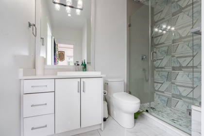 Entry Foyer Photo of 9417 132a Street, Surrey, BC