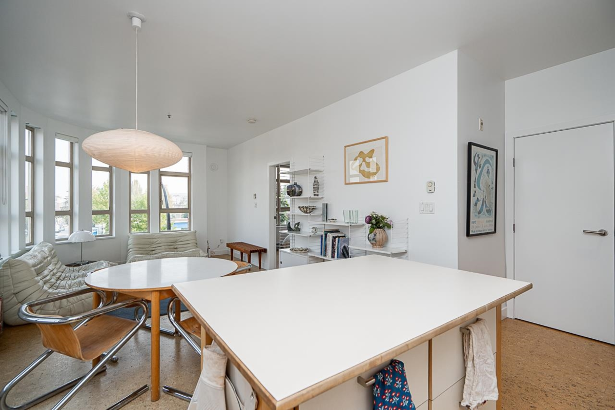 Kitchen Island Photo of 303 2828 Main Street, Vancouver, BC