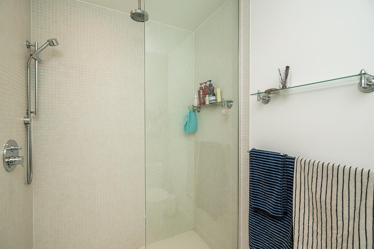 Loft / Bonus Room Photo of 303 2828 Main Street, Vancouver, BC