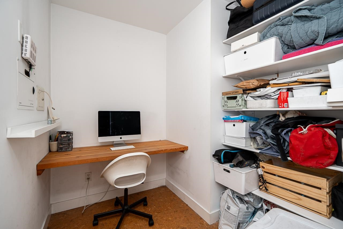 Mudroom Photo of 303 2828 Main Street, Vancouver, BC