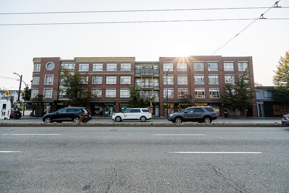 Outdoor Patio Photo of 303 2828 Main Street, Vancouver, BC