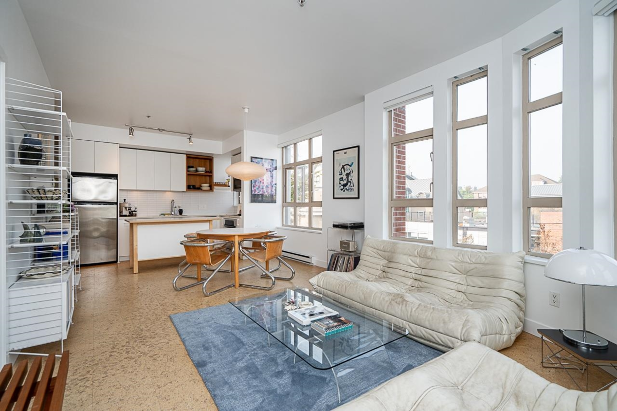 Walk-In Closet Photo of 303 2828 Main Street, Vancouver, BC