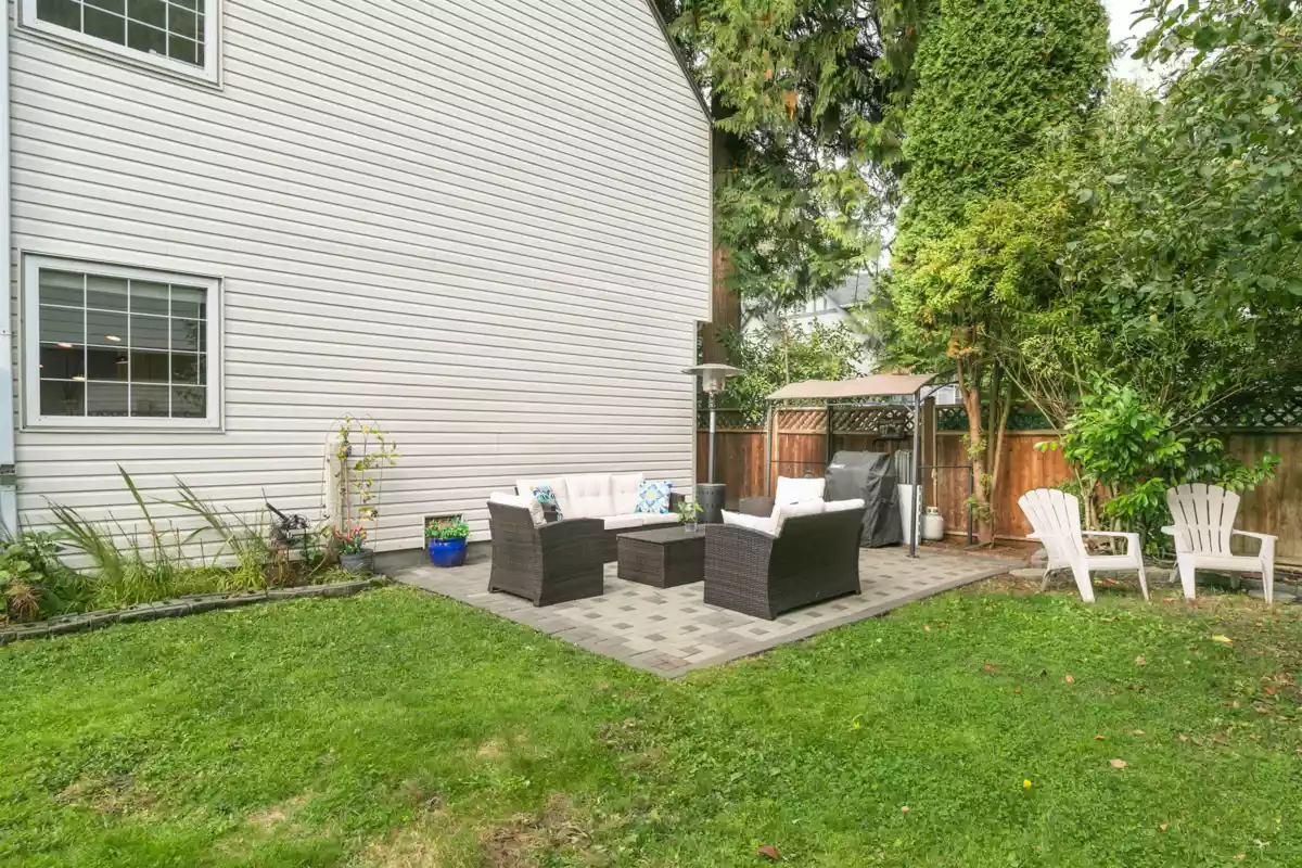 Mudroom Photo of 41 2986 Coast Meridian Road, Port Coquitlam, BC