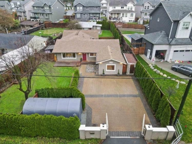 24055 Fern Crescent, Maple Ridge, BC