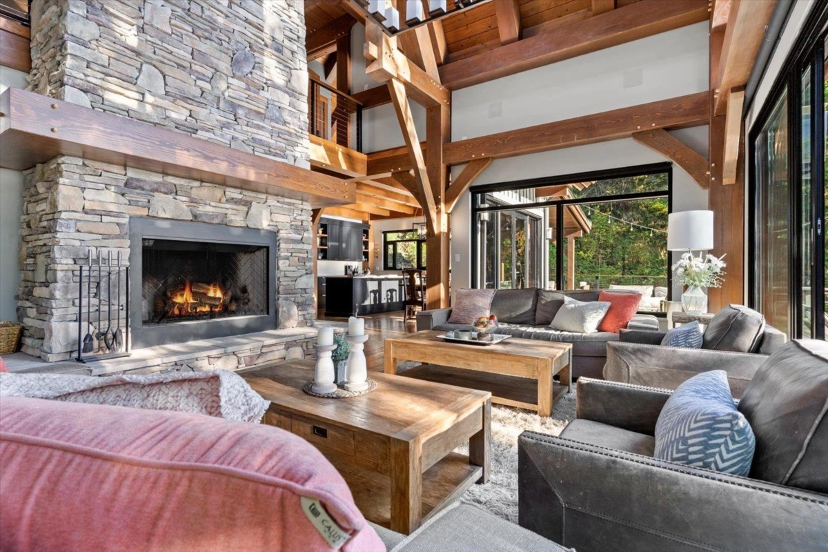 Dining Area Photo of LOT 167 Yale Division Yale District Lake, Harrison Hot Springs, BC