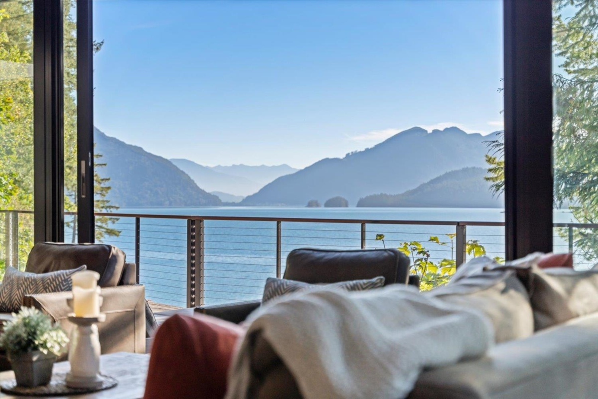 Exterior Front Photo of LOT 167 Yale Division Yale District Lake, Harrison Hot Springs, BC