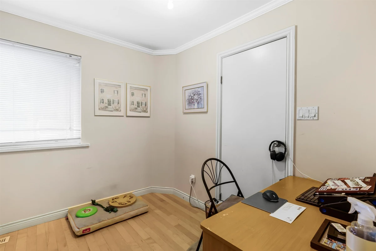 Office / Den Photo of 14783 101 Avenue, Surrey, BC