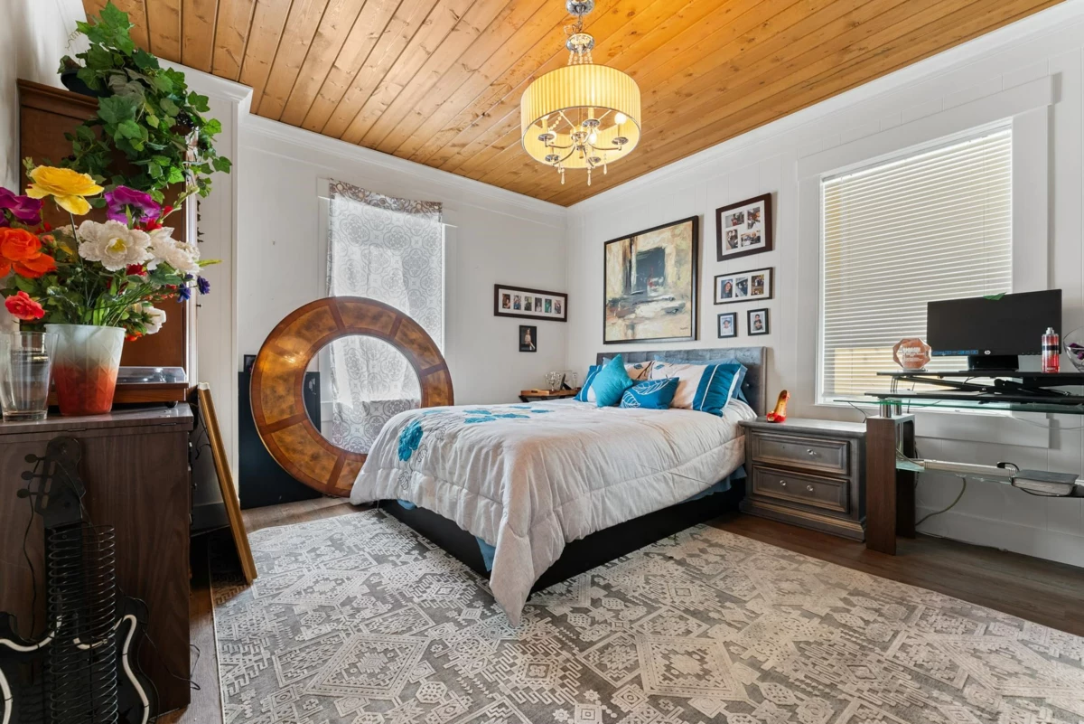 Basement Recreation Room Photo of 46751 Chilliwack Lake Road, Chilliwack, BC