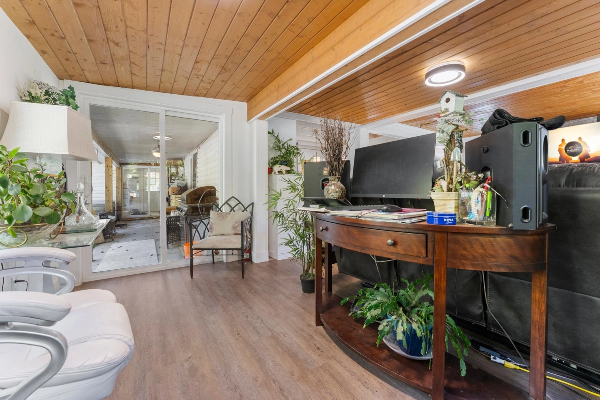 Bedroom 3 Photo of 46751 Chilliwack Lake Road, Chilliwack, BC