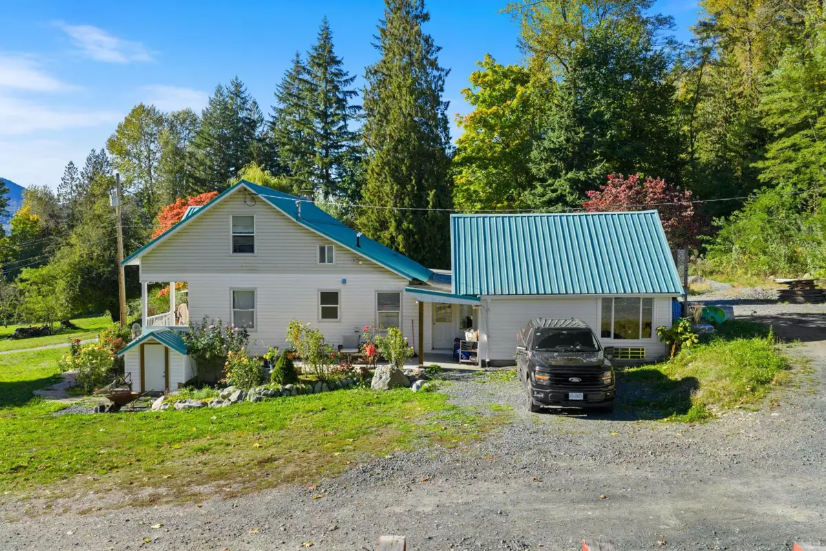 Community Amenities Photo (Clubhouse) of 46751 Chilliwack Lake Road, Chilliwack, BC