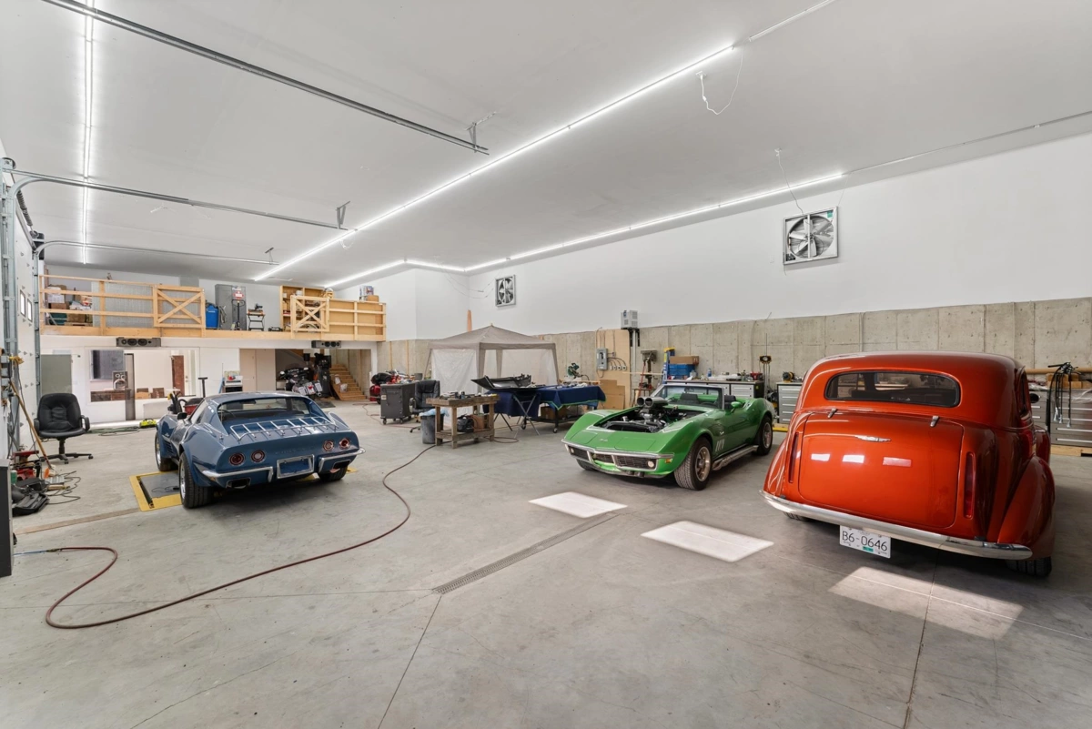 Outdoor Deck Photo of 46751 Chilliwack Lake Road, Chilliwack, BC
