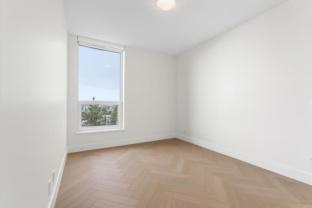 Bedroom 3 Photo of 705 1342 Johnston Road, White Rock, BC