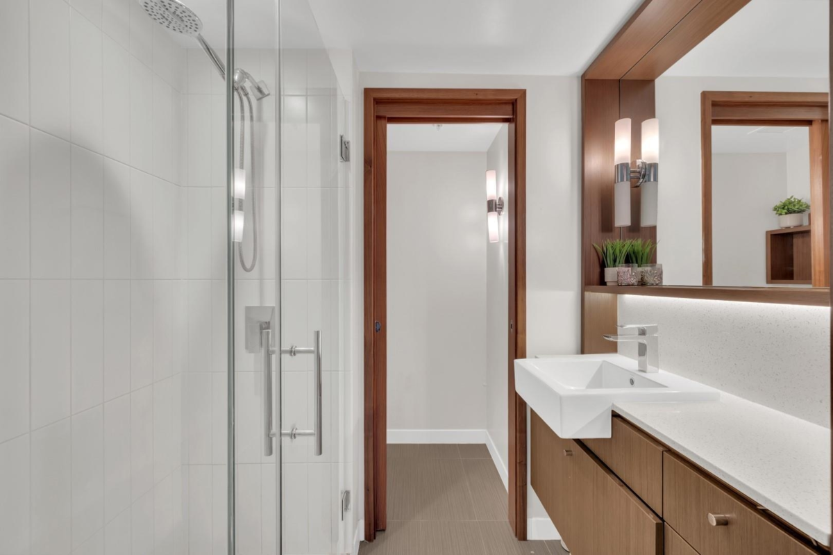 Bedroom 3 Photo of 3903 13495 Central Avenue, Surrey, BC