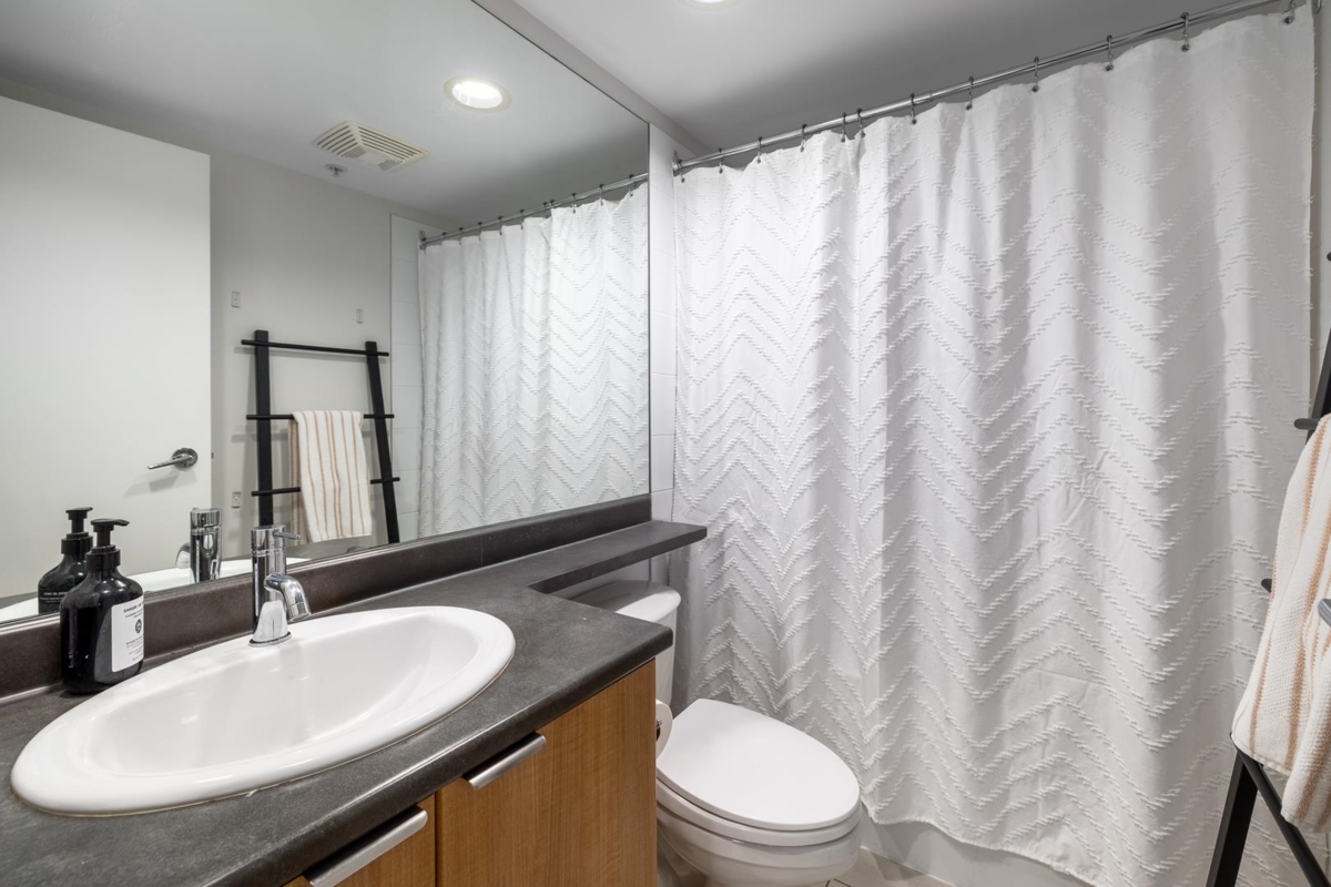 Breakfast Nook Photo of 1107 1010 Richards Street, Vancouver, BC