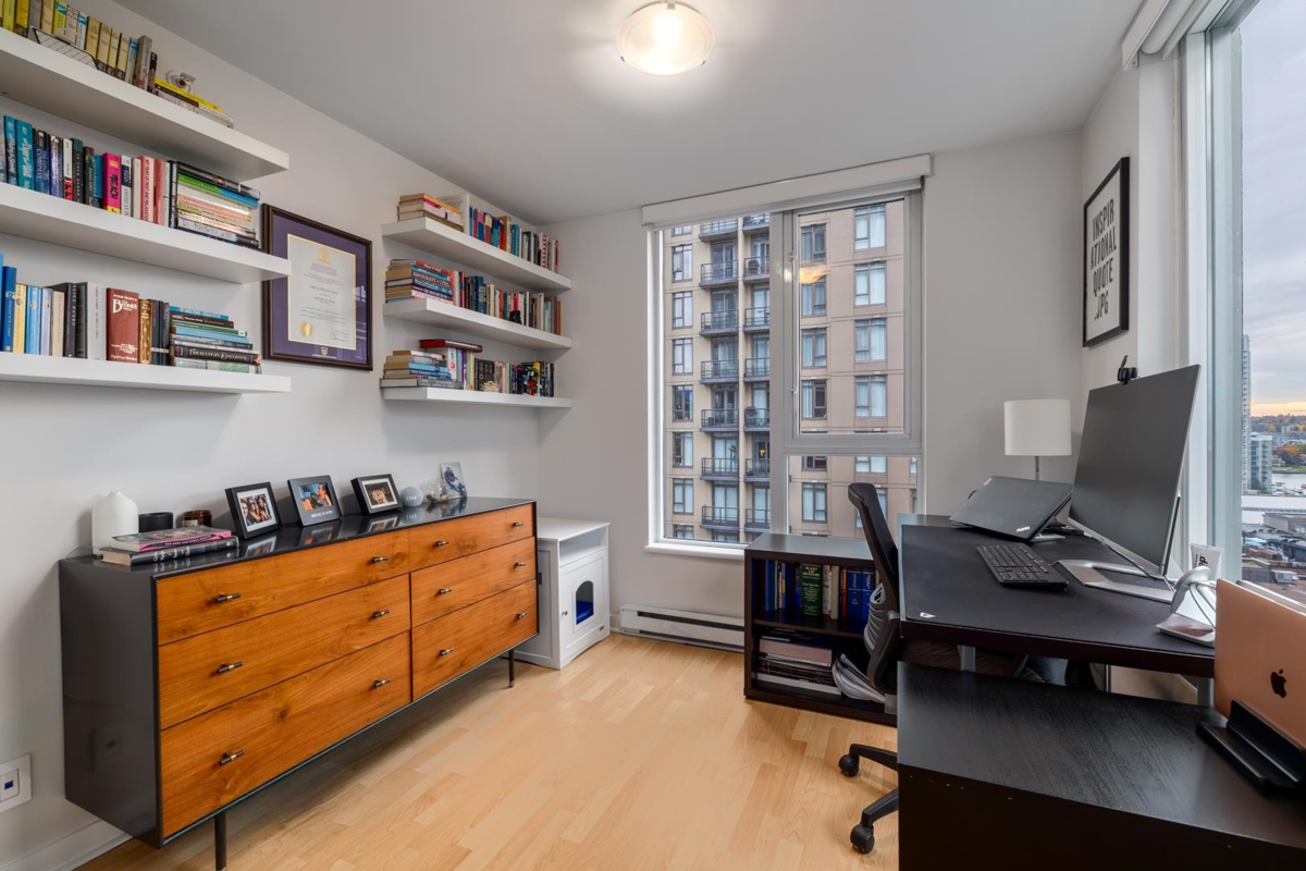 Primary Bedroom Photo of 1107 1010 Richards Street, Vancouver, BC