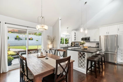 472 Riverview Crescent, Coquitlam, BC, Coquitlam — Single Family Residence for sale