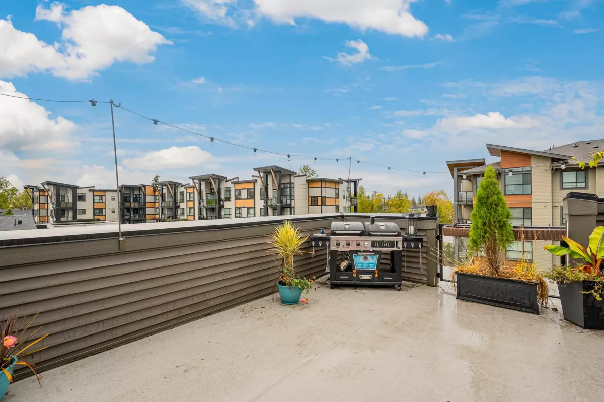 Front Yard Photo of 51 7811 209 Street, Langley, BC