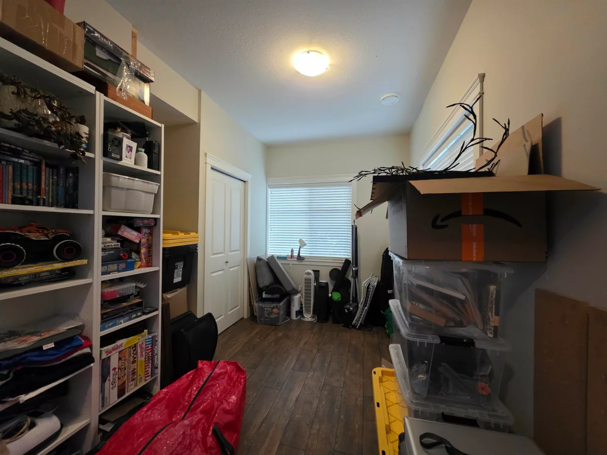 Front Yard Photo of 9 32921 14 Avenue, Mission, BC