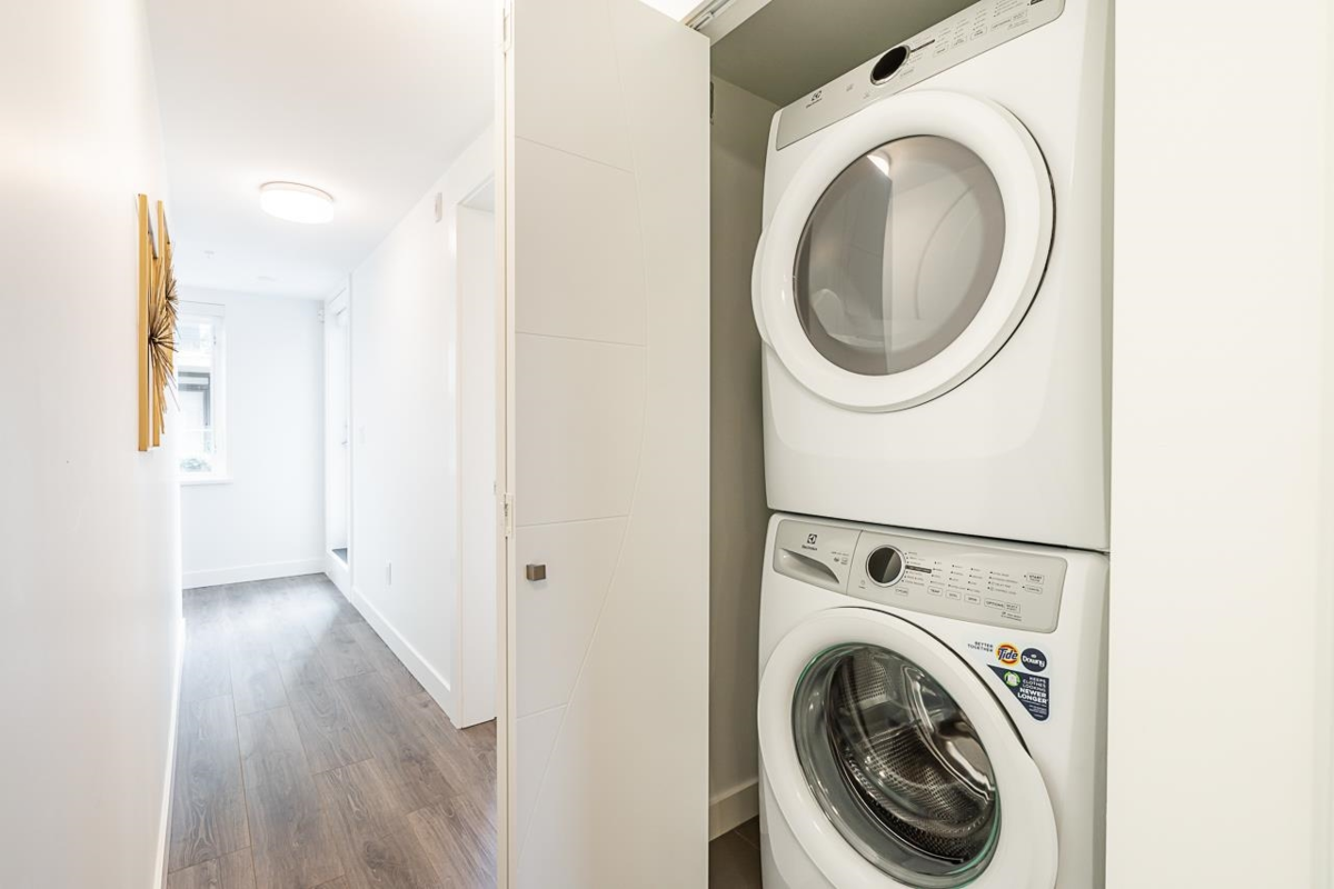 Office / Den Photo of 5 8428 Park Road, Richmond, BC