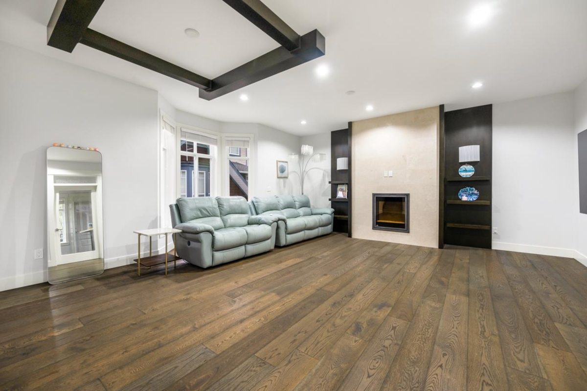 Family Room Photo of 23 15977 26 Avenue, Surrey, BC