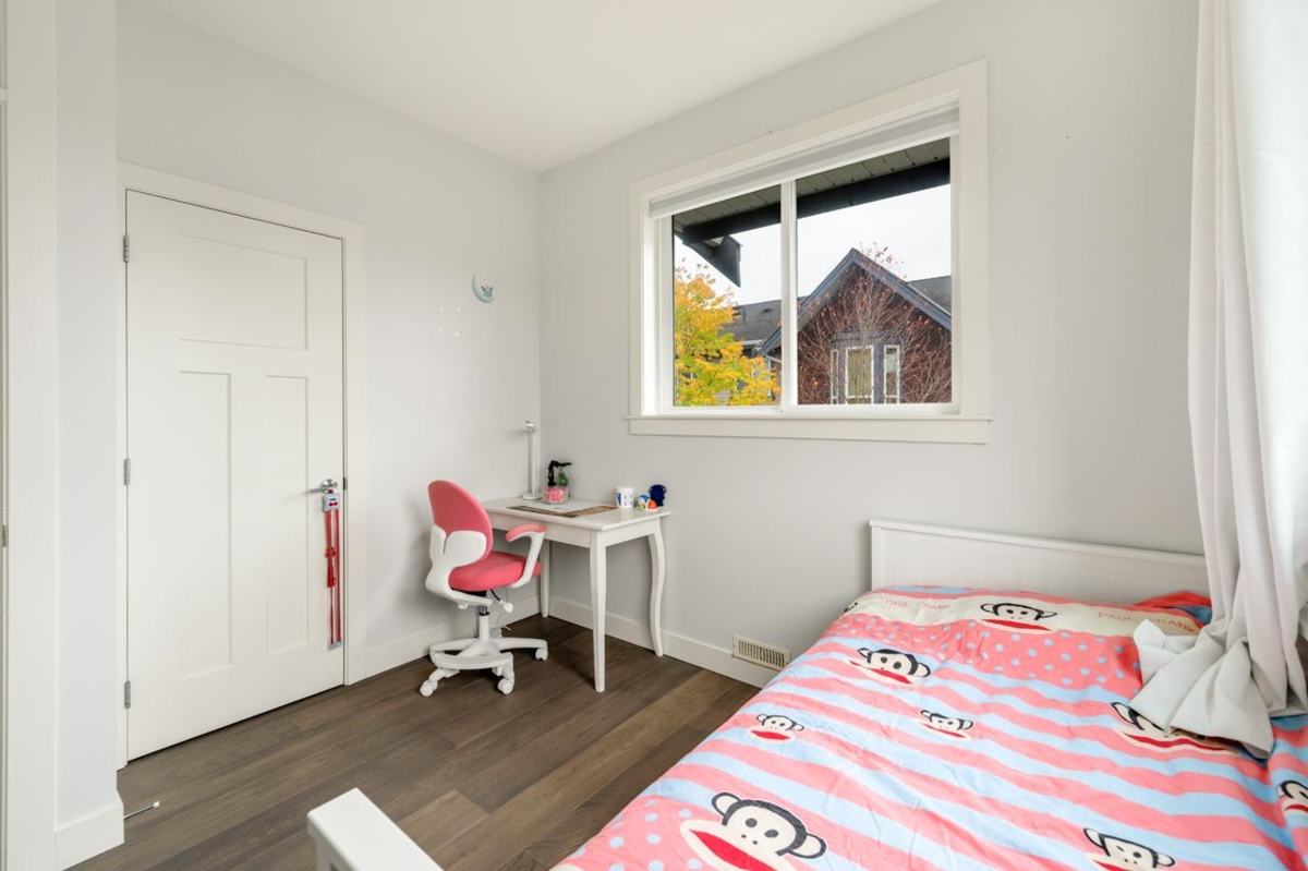 Office / Den Photo of 23 15977 26 Avenue, Surrey, BC