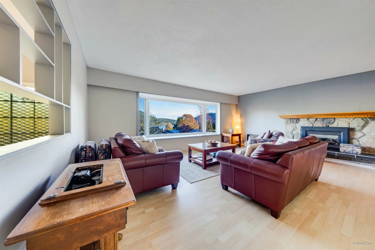 Family Room Photo of 465 Felton Road, North Vancouver, BC