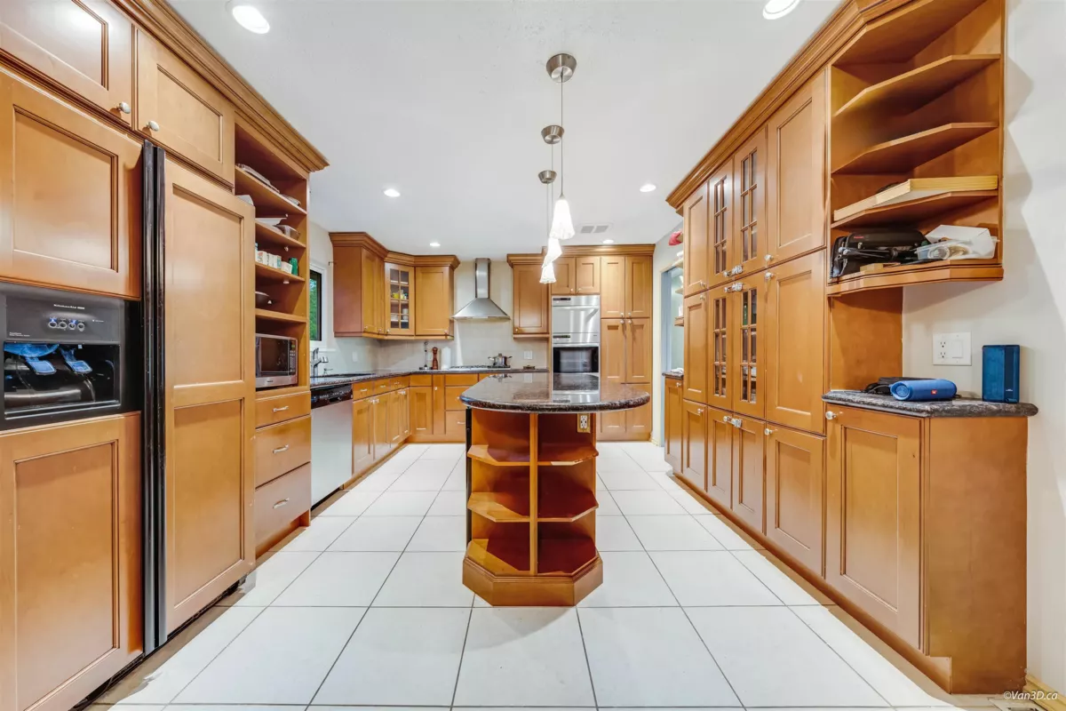 Primary Bedroom Photo of 465 Felton Road, North Vancouver, BC