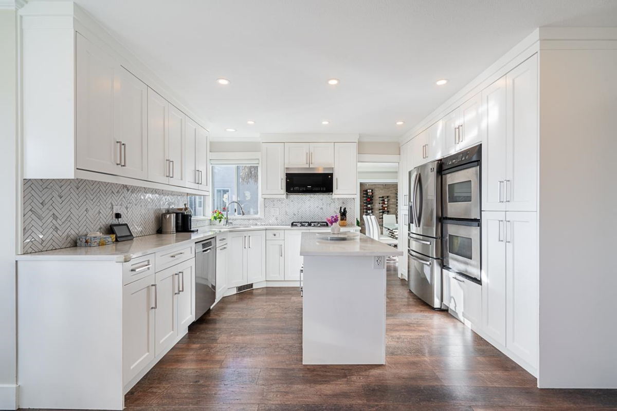 Breakfast Nook Photo of 2888 Norbury Place, Coquitlam, BC