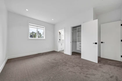 Garage Interior Photo of 2699 Valemont Crescent, Abbotsford, BC