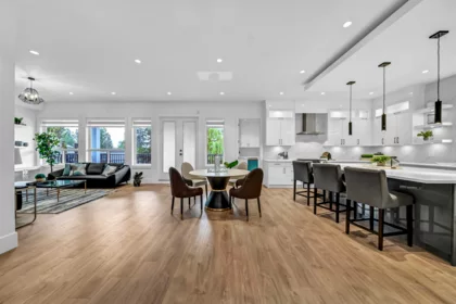 Kitchen Island Photo of 2699 Valemont Crescent, Abbotsford, BC