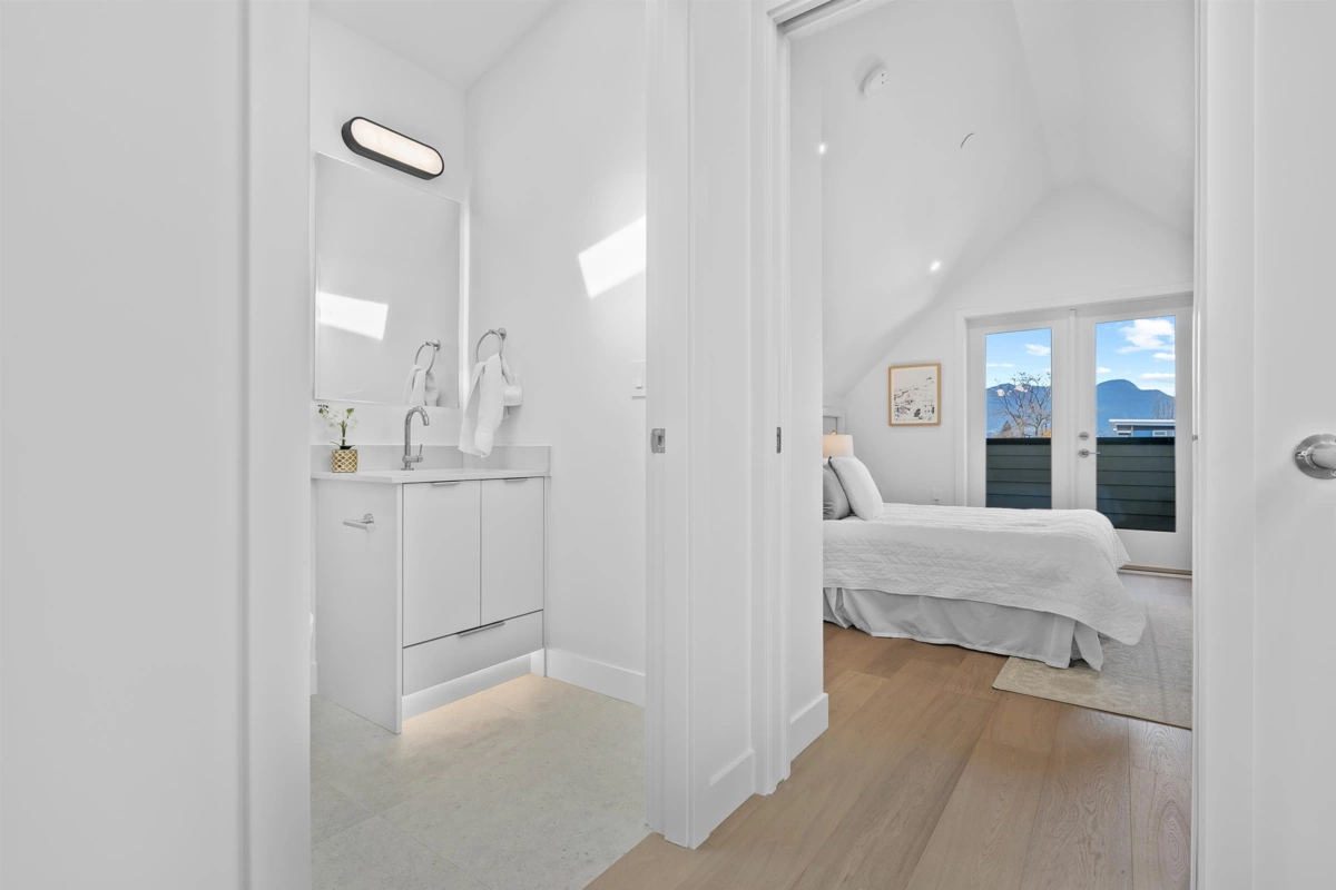 Garage Interior Photo of 2 2253 Grant Street, Vancouver, BC