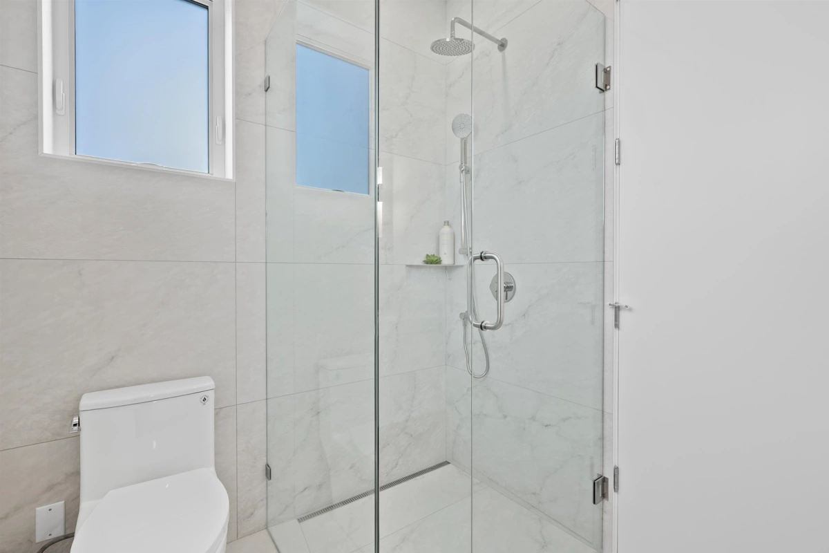 Laundry Room Photo of 2 2253 Grant Street, Vancouver, BC